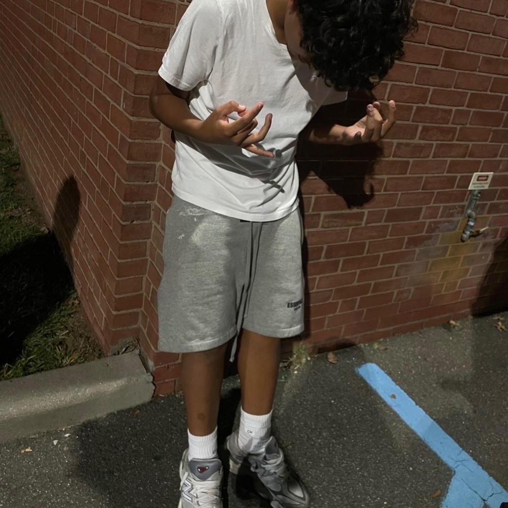 Meet your Posher, Milan